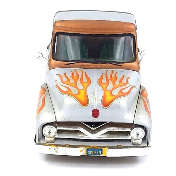 Monogram  1955 Ford F-100 Pick Up 1:24 Model Kit-Assembled Model 2242-0100 READ - Picture 2 of 12